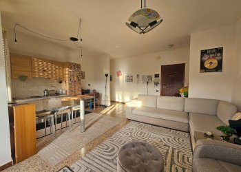 Foto 2 - Trilocale Via Adua, Vedano Olona - foto 2