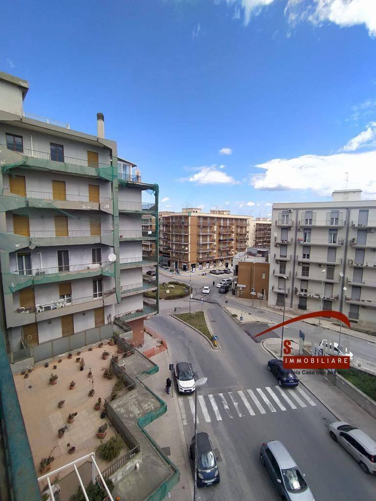 Foto 1 - Three-room apartment via sicilia
 
50, Siracusa - photo 1