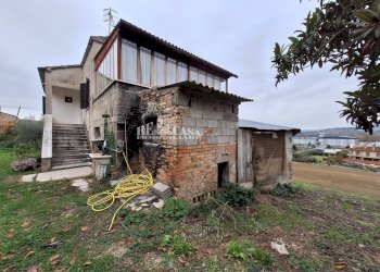 Foto 11 - Casa indipendente contrada coste tronto
 
snc, Controguerra - foto 11