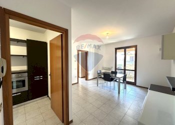 Sala da pranzo - Trilocale via Risorgimento
 
6, Buguggiate - foto 6