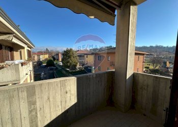 Balcone - Trilocale via Risorgimento
 
6, Buguggiate - foto 22