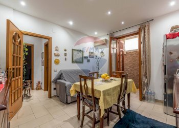 Sala da pranzo - Bilocale Via Molara
 
60, Palermo - foto 7