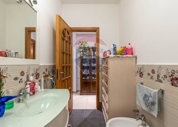 Bagno - Bilocale Via Molara
 
60, Palermo - foto 8