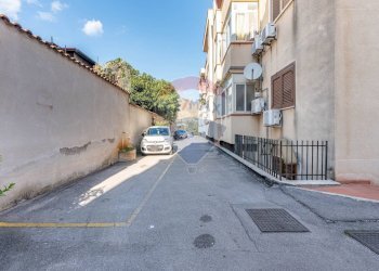 Edificio all\'aperto - Bilocale Via Molara
 
60, Palermo - foto 13