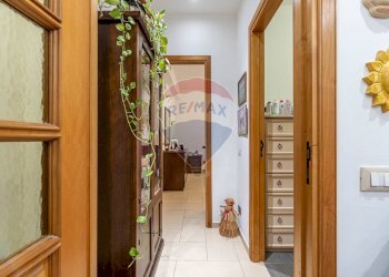 Hall / corridoio - Bilocale Via Molara
 
60, Palermo - foto 15