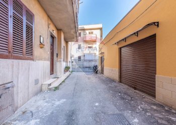 Terrazza - Bilocale Via Molara
 
60, Palermo - foto 19