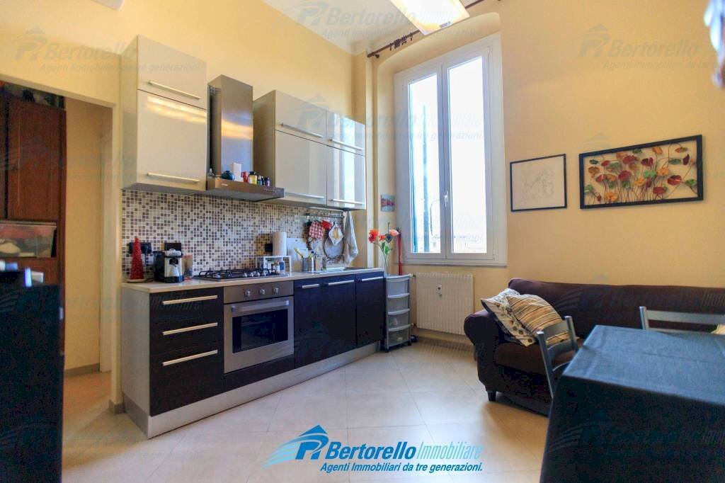 Two-room apartment Genova - photo 1