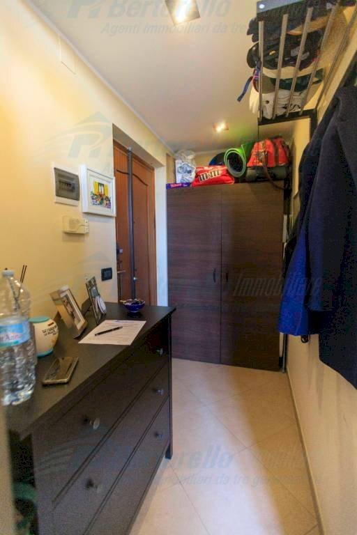 Two-room apartment Genova - photo 2