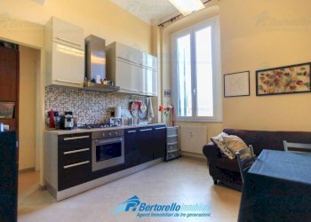 Two-room apartment Genova - photo 1