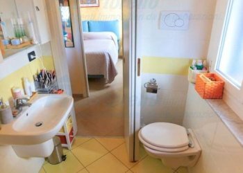 Two-room apartment Genova - photo 13