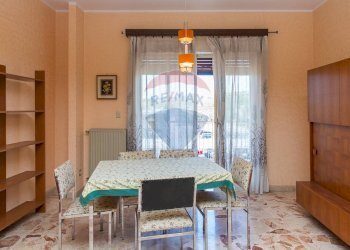 Sala da pranzo - Quadrilocale Via Etnea
 
187, Lentini - foto 10