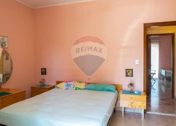 Camera / camera da letto - Quadrilocale Via Etnea
 
187, Lentini - foto 25