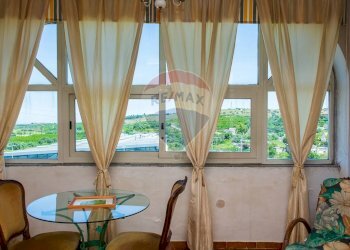 Sala da pranzo - Quadrilocale Via Etnea
 
189, Lentini - foto 6