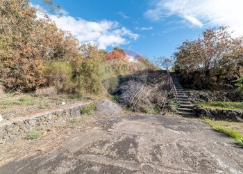 Vista delle montagne - Terreno edificabile via dei papaveri
sn, Mascalucia - foto 1