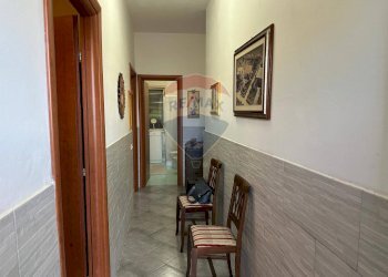 Hall / corridoio - Casa indipendente Via Del Lilla'
 
5, Catania - foto 5