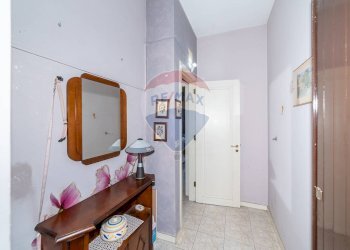 Hall / corridoio - Trilocale Corso indipendenza
 
225, Catania - foto 5