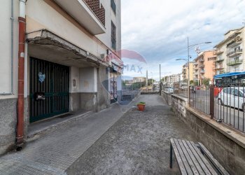 Edificio all\'aperto - Trilocale Corso indipendenza
 
225, Catania - foto 27