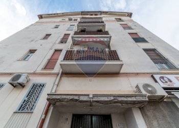 Edificio all\'aperto - Trilocale Corso indipendenza
 
225, Catania - foto 28