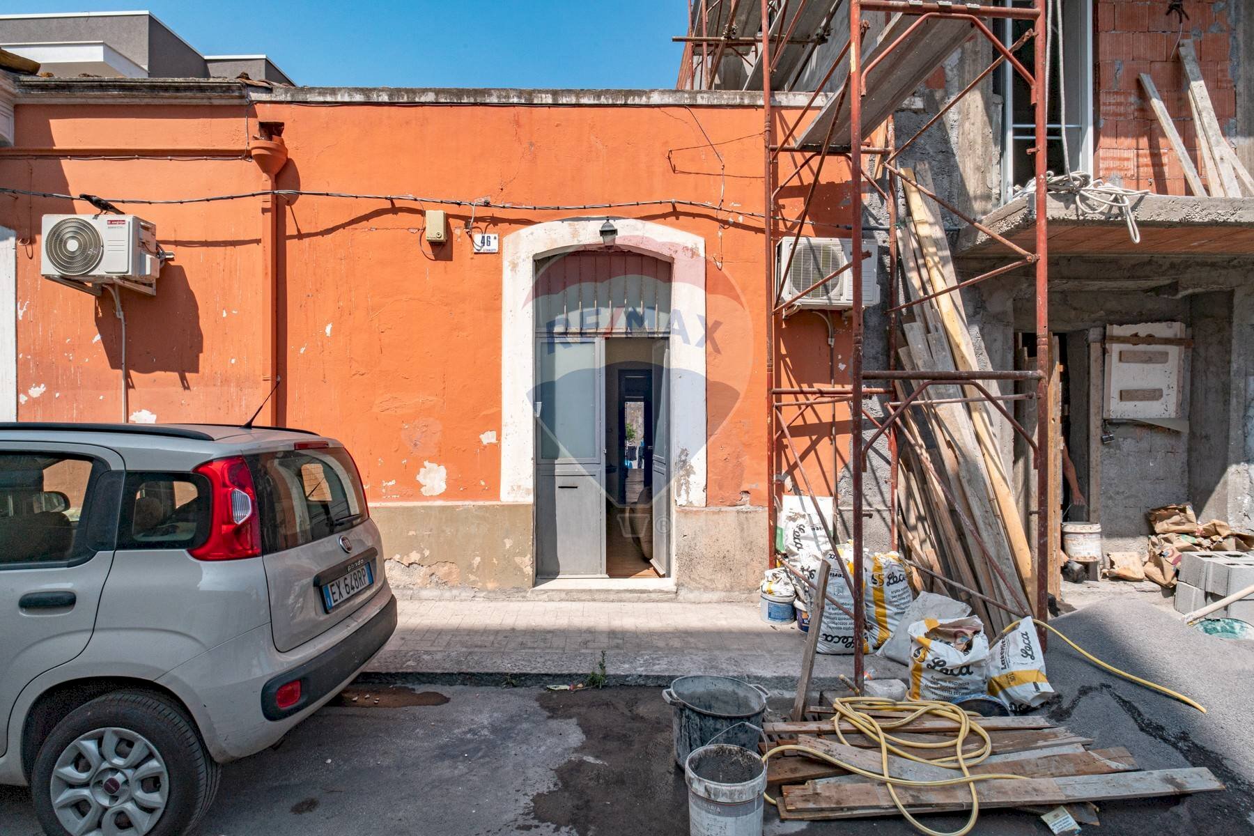 Edificio all\'aperto - Casa indipendente via donizzetti
46, Catania - foto 3