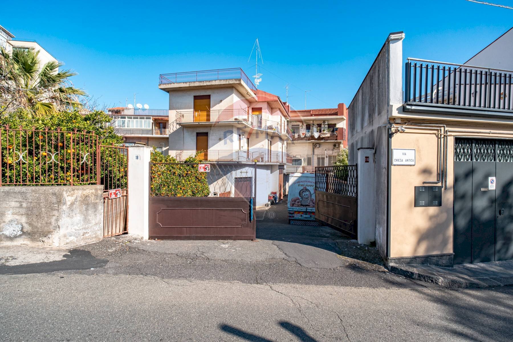 Casa all\'aperto - Box Via Chiesa Antica
 
snc, Viagrande - foto 3