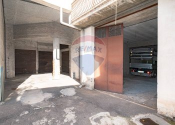 Parcheggio - Box Via Chiesa Antica
 
snc, Viagrande - foto 13