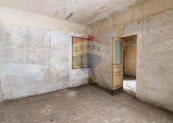 Stanza vuota - Rustico Via Giovanna Condorelli
 
22, Catania - foto 8