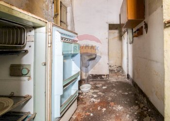 Dispensa di stoccaggio - Rustico Via Giovanna Condorelli
 
22, Catania - foto 25