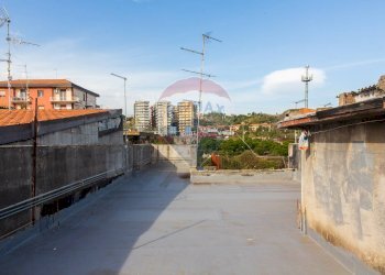 Edificio all\'aperto - Trilocale Via Del Caravaggio
 
25, Catania - foto 29