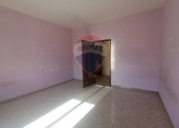 Stanza vuota - Trilocale Via Del Geranio
 
7, Catania - foto 12