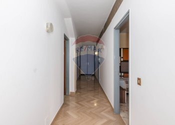 Hall / corridoio - Casa semi indipendente Via Belgio
 
14, Grammichele - foto 16