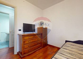 Camera / camera da letto - Quadrilocale Via Salvo D'acquisto
 
5, Viareggio - foto 9