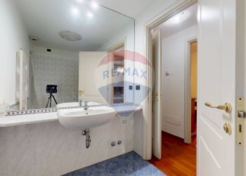 Bagno - Quadrilocale Via Salvo D'acquisto
 
5, Viareggio - foto 12