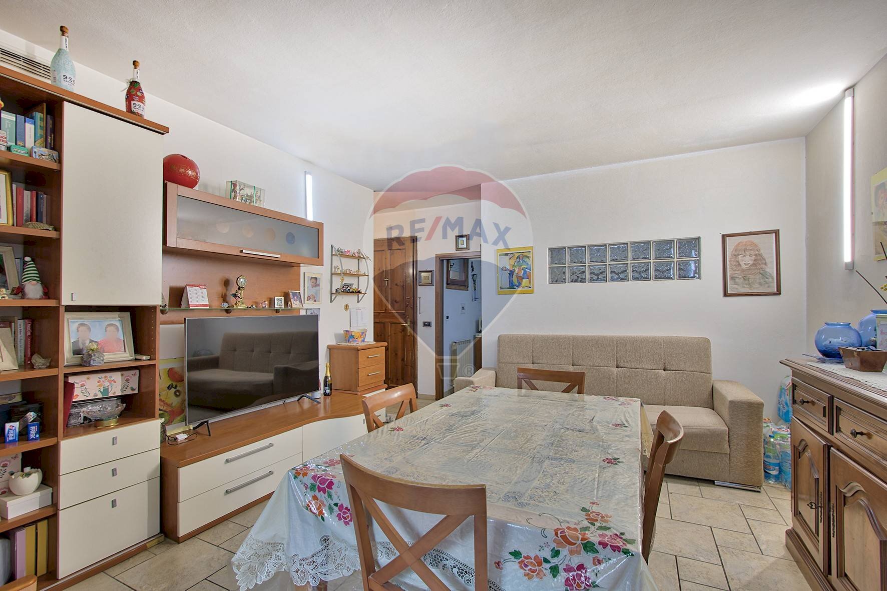 Sala da pranzo - Four-room apartment Via dell'Artigianato
 
43, Montevarchi - photo 2