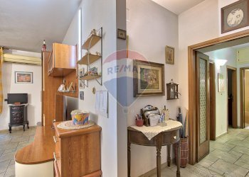 Hall / corridoio - Quadrilocale Via dell'Artigianato
 
43, Montevarchi - foto 4