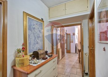 Hall / corridoio - Quadrilocale Via dell'Artigianato
 
43, Montevarchi - foto 5