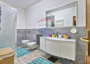 Bagno - Quadrilocale Via dell'Artigianato
 
43, Montevarchi - foto 6