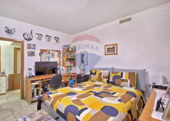 Camera / camera da letto - Quadrilocale Via dell'Artigianato
 
43, Montevarchi - foto 9