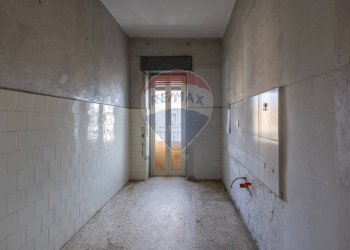 Stanza vuota - Trilocale Corso Indipendenza
 
225, Catania - foto 10