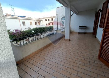 Terrazza - Villa Via delle Rose - Lido del Sole
 
16, Rodi Garganico - foto 3