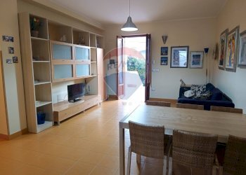 Sala da pranzo - Villa Via delle Rose - Lido del Sole
 
16, Rodi Garganico - foto 8