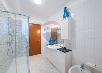 Bagno - Trilocale VIA DONIZETTI
 
11, Chignolo d'Isola - foto 15