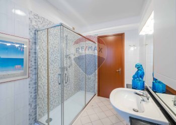 Bagno - Trilocale VIA DONIZETTI
 
11, Chignolo d'Isola - foto 16