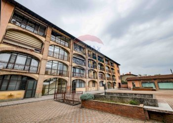 Edificio all\'aperto - Trilocale VIA DONIZETTI
 
11, Chignolo d'Isola - foto 20