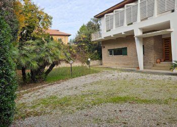 Foto 41 - Villa Via Vittorio Veneto
 
10, Fano - foto 41