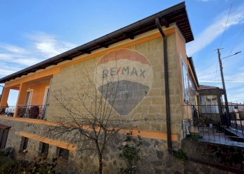 Casa all\'aperto - Casa indipendente via delle camelie
 
14, Roccamonfina - foto 3