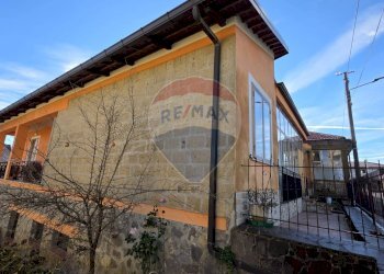 Casa all\'aperto - Casa indipendente via delle camelie
 
14, Roccamonfina - foto 9