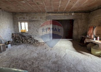 Stanza vuota - Casa indipendente via delle camelie
 
14, Roccamonfina - foto 22