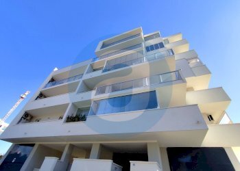 Foto 3 - Box Via Delle Murge
 
48, Bari - foto 3