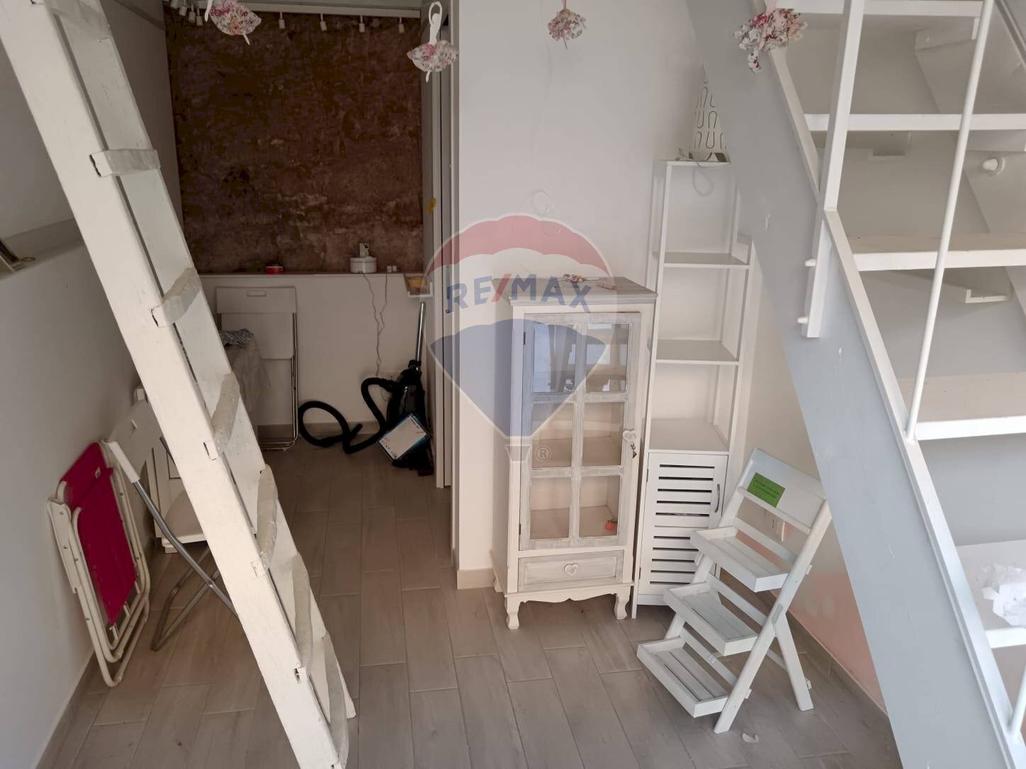 Scale - Laboratorio Via Carlo Papa
 
80, Modica - foto 2