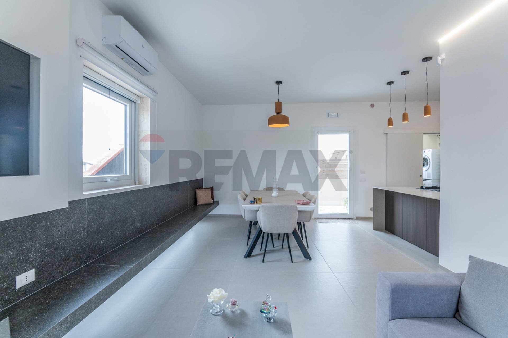 Sala da pranzo - Villa via Rimembranza
 
snc, Ragusa - foto 1